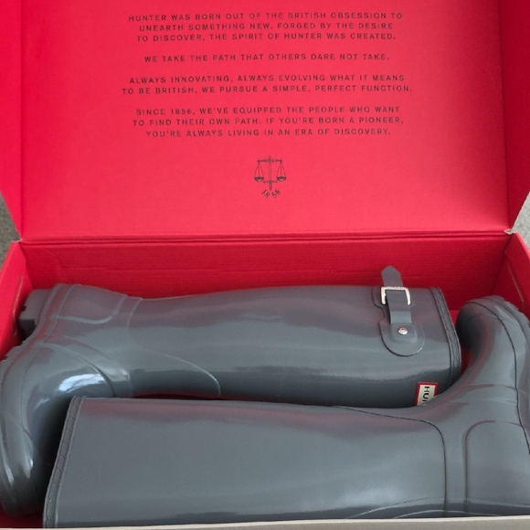 Hunter Gray Women's Winter & Rain Boots - Picture 4 of 4